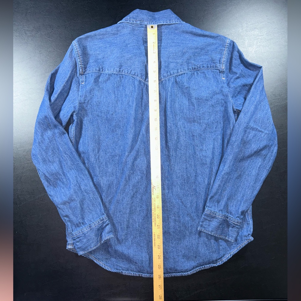Levi’s Women’s Blue Denim Pearl Snap Iconic Western Shirt Modern Fit Size M - Picture 6 of 8